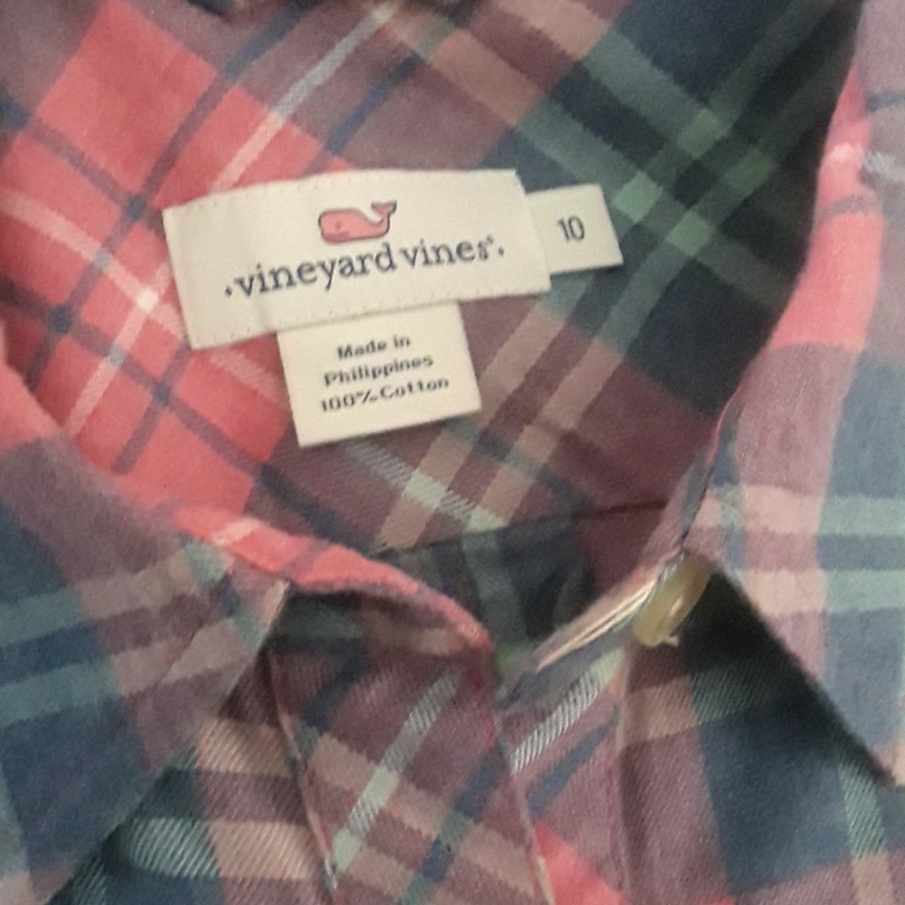 Vineyard vines